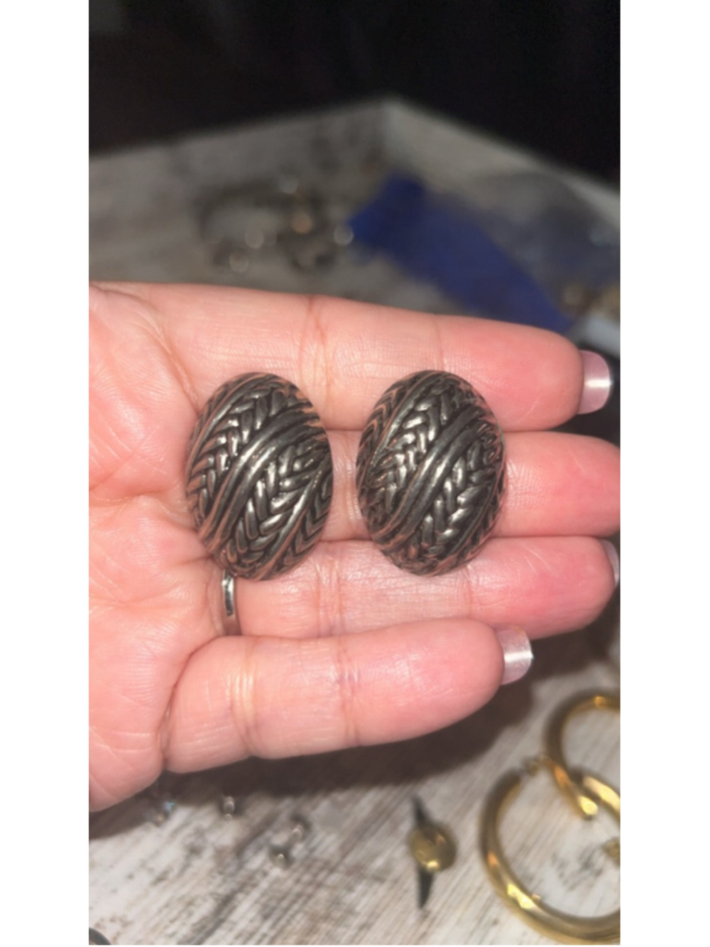 Women's Unbranded Silver Tone Woven Oval Stud Earrings One Size